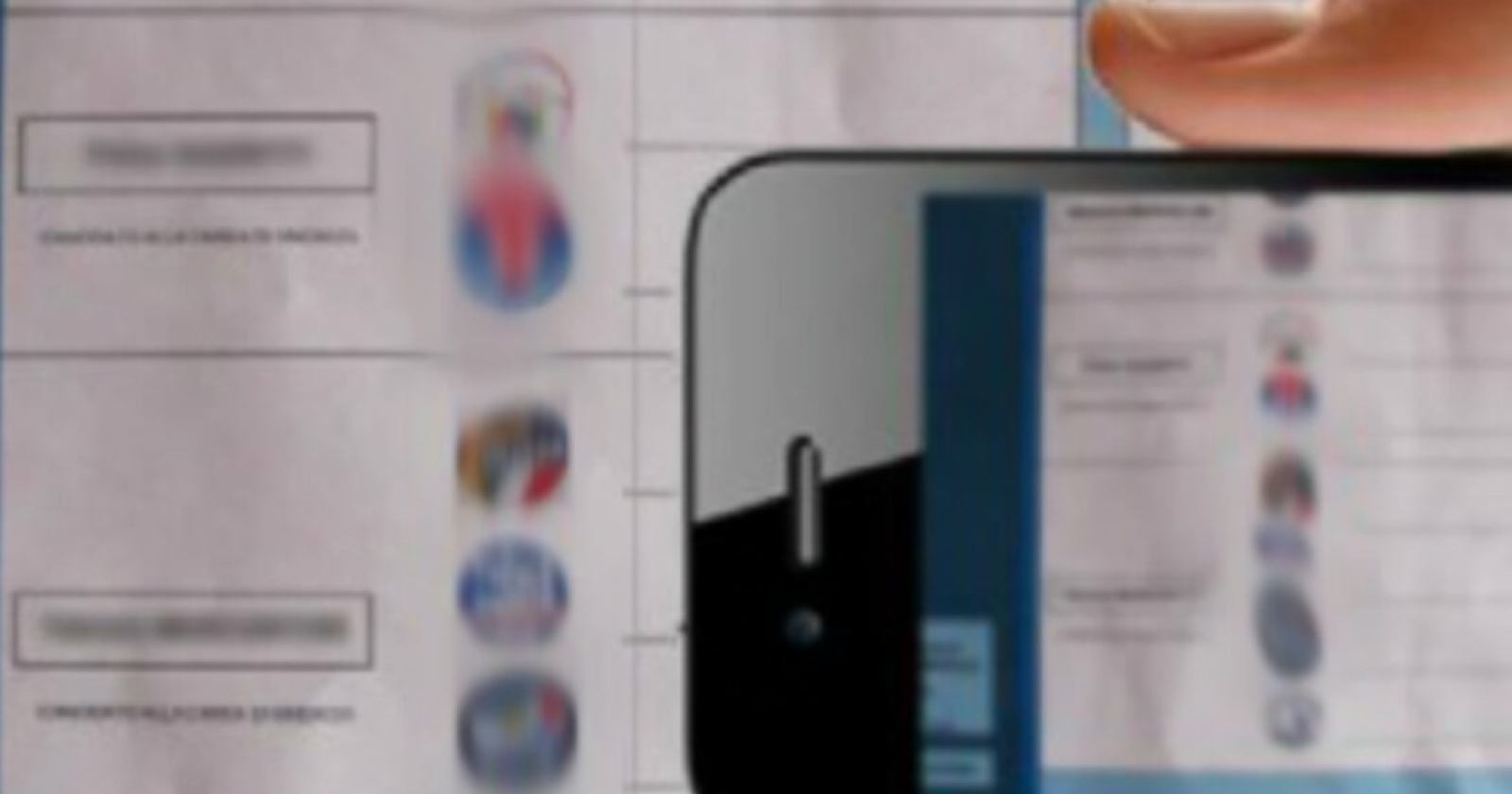 Matera, i poliziotti sentono il click dalla cabina elettorale: denunciati due elettori, hanno fotografato la scheda