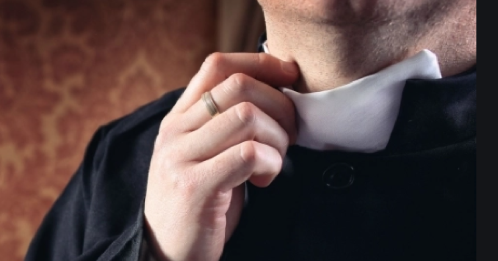 Foggia, sesso con un prete che denuncia anche di essere stato ricattato