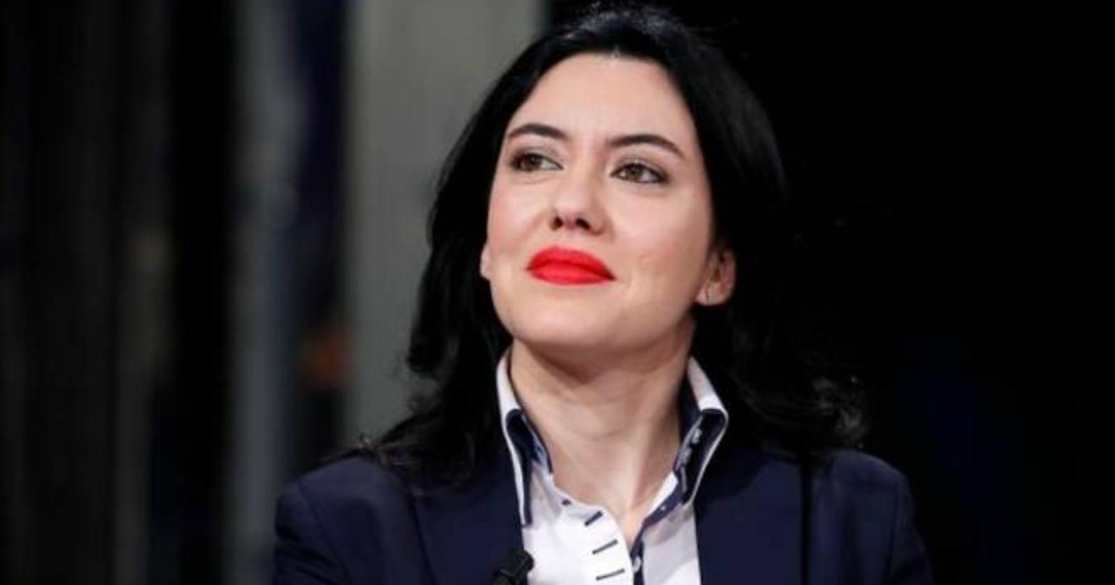 Azzolina difende "Bella Ciao": «È patrimonio italiano, diffonde valori universali»