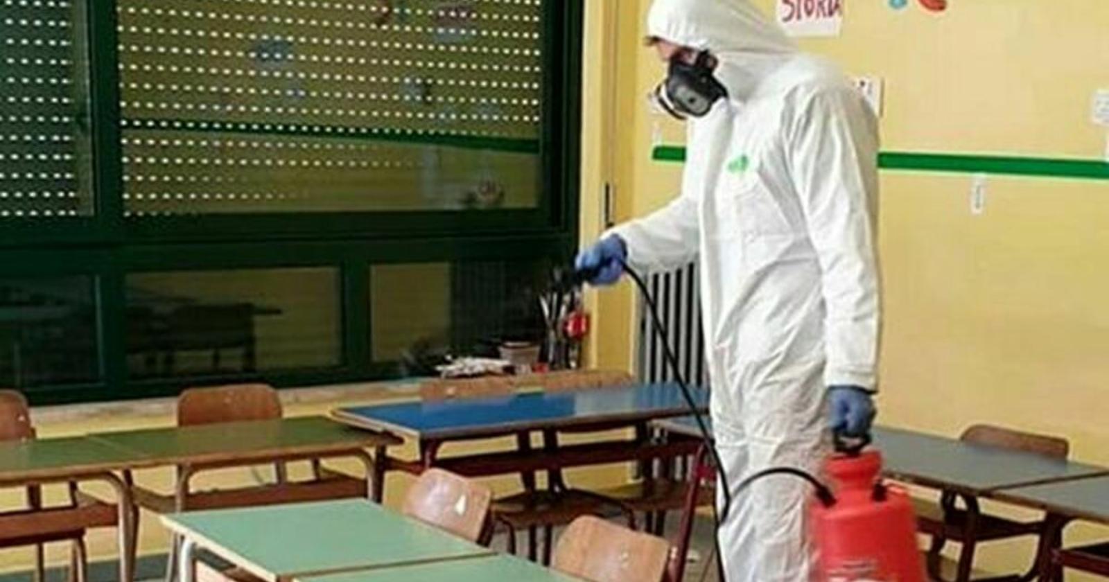 Coronavirus, 14 alunni e 4 insegnanti contagiati: chiusa la scuola primaria di Rodi Garganico