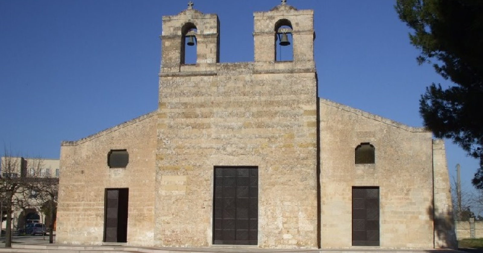 Matera, positivi alcuni monaci benedettini di Picciano: il vescovo chiude il santuario per due settimane
