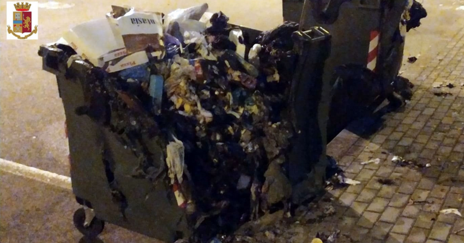 Matera, auto danneggiate e cassonetti incendiati: per le follie di Halloween 21 ragazzini denunciati