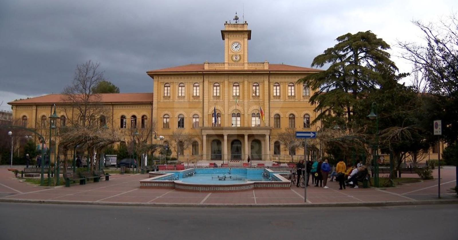 Parcheggi gestiti a Cattolica con lavoratori in nero e reddito di cittadinanza, denunciato il titolare della coop originario di Foggia