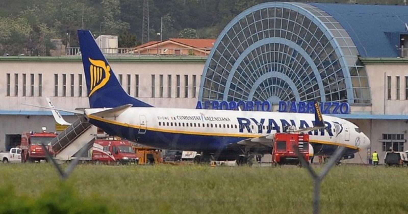 In quarantena anche i passeggeri foggiani e molisani, tra i 136 atterrati a Pescara provenienti da Londra Stansted