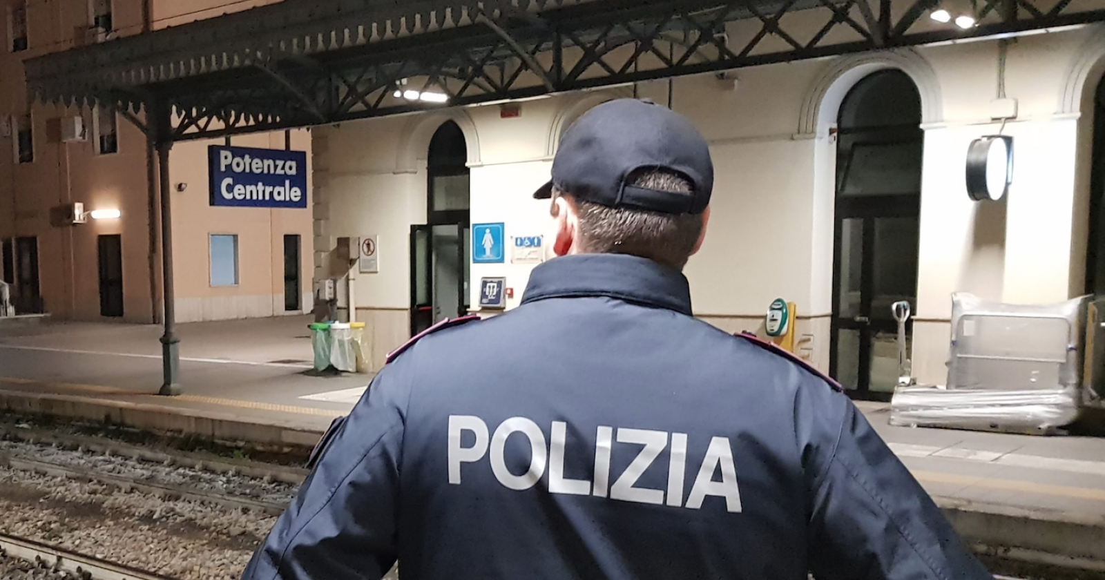 Rapinò un anziano a Foggia, 29enne della Romania arrestata dalla Polizia alla stazione di Potenza 