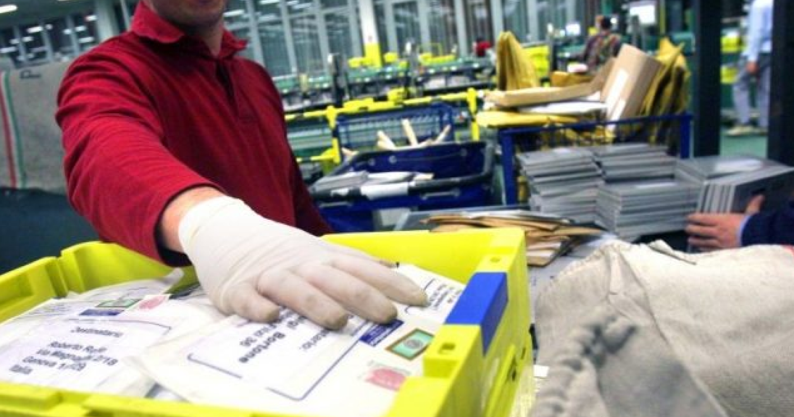 Poste: a Potenza e in provincia boom e-commerce. A dicembre consegnati 27 milioni di pacchi