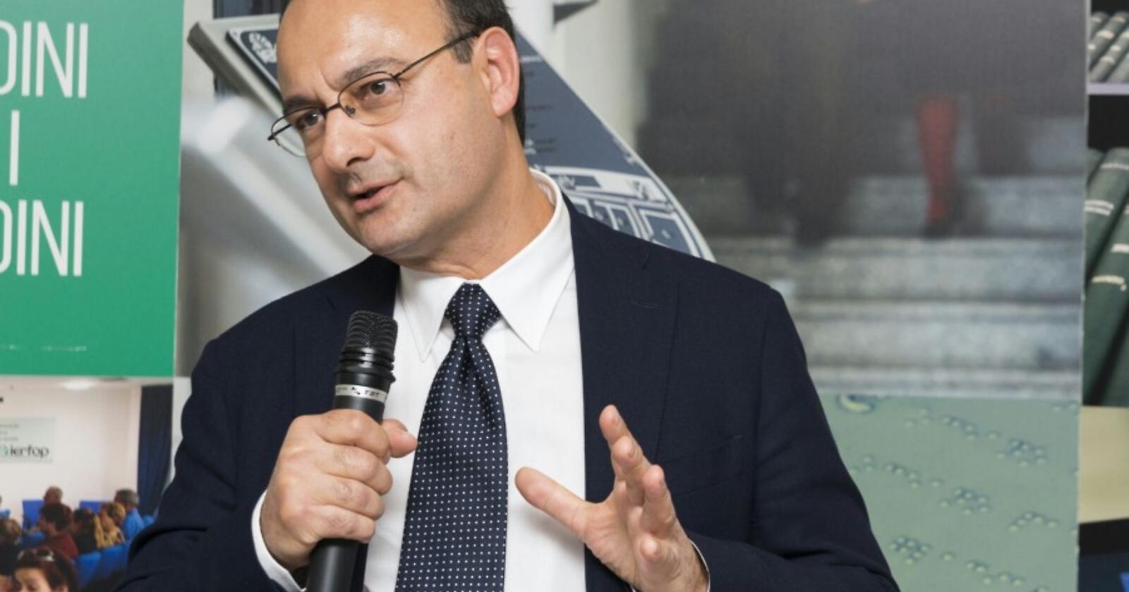 Scuola, Giannelli (presidente nazionale presidi): «Inaccettabile la decisione di Emiliano in Puglia, la Ddi è una finzione totale»