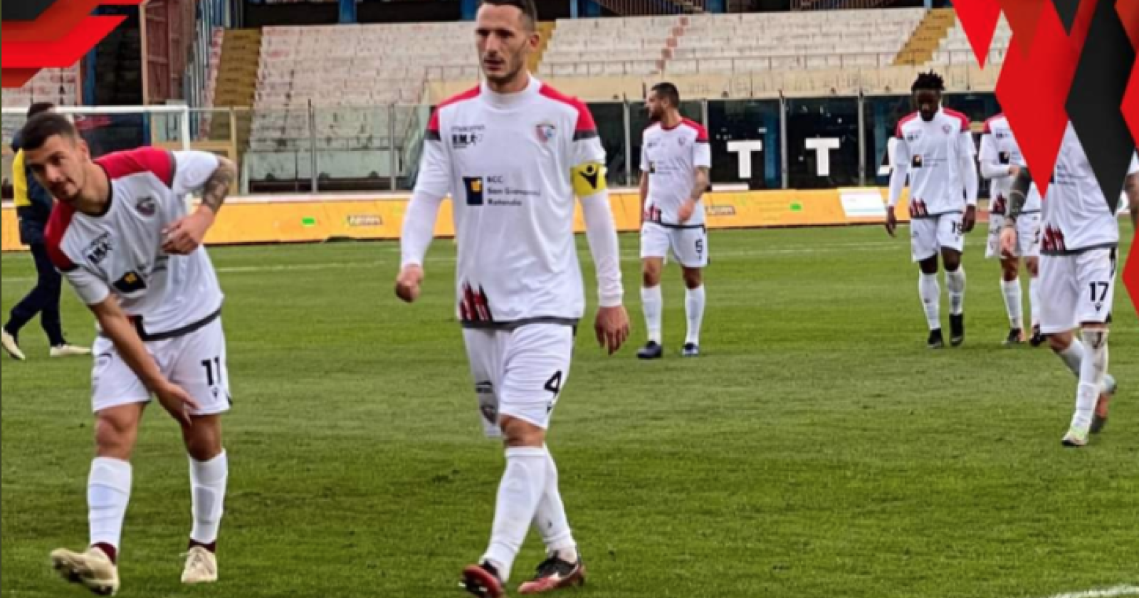 Catania bella e impossibile per il Foggia "in vestaglia"