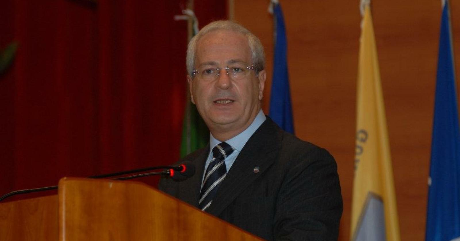 Coronavirus, in Puglia vaccino subito anche per farmacisti e collaboratori