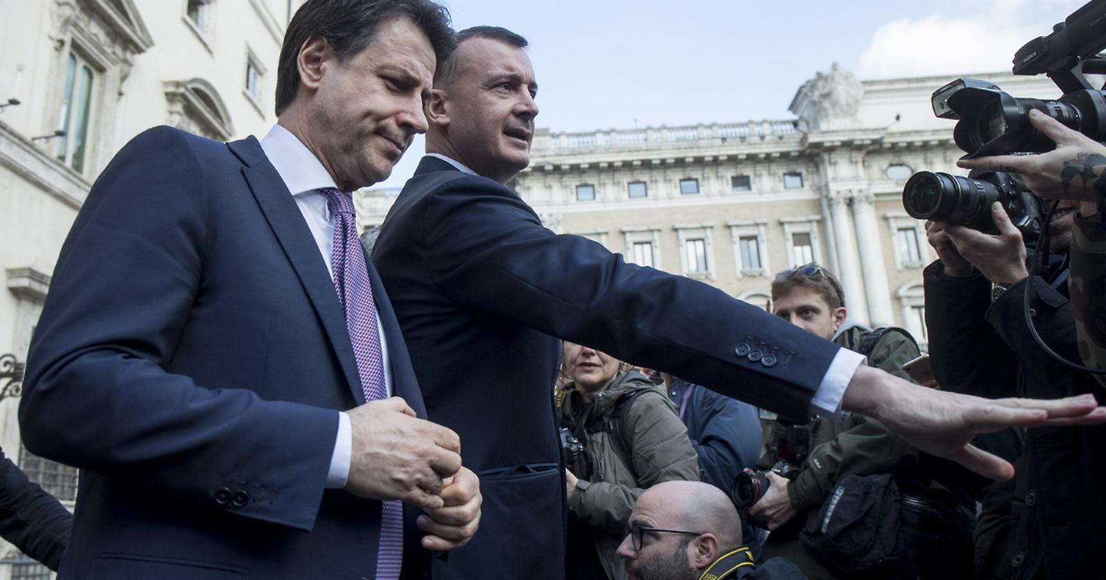 Nel tentativo di suonare la grancassa al governo "Il Fatto Quotidiano" ha giocato un brutto scherzo a Conte e Casalino. Denaro pubblico per commissionare un sondaggio sul gradimento politico? 