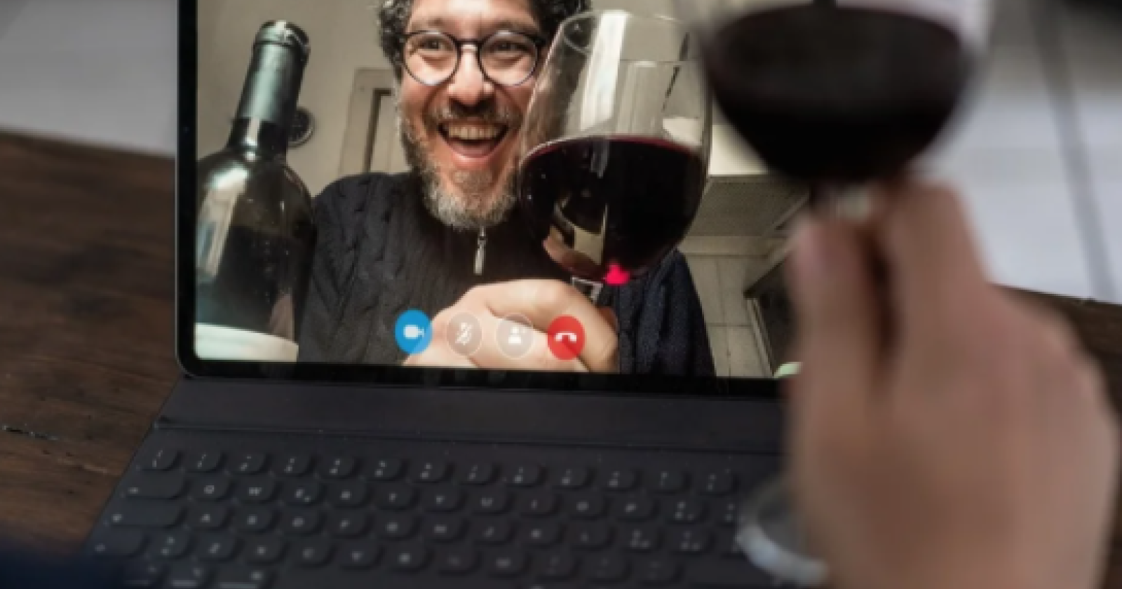Nel lockdown, più che mangiare, abbiamo bevuto