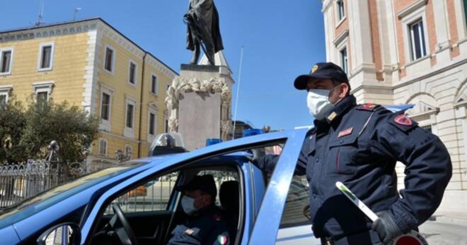 Tentano di investire un agente di Polizia, lanciando droga dai finestrini: arrestati due delinquenti di San Severo a Campobasso