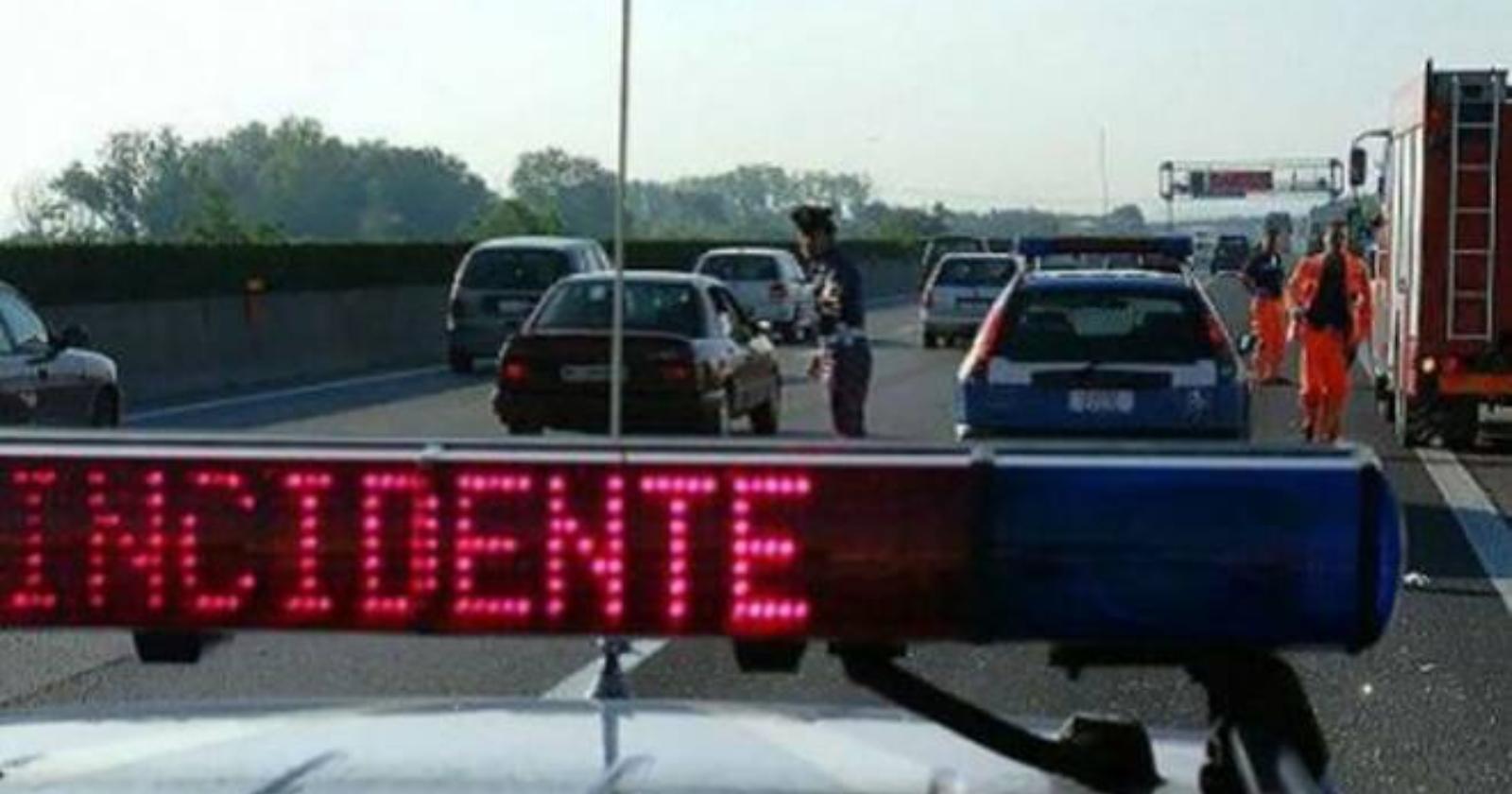 Presta soccorso  in autostrada, investito e ucciso 46enne di San Severo
