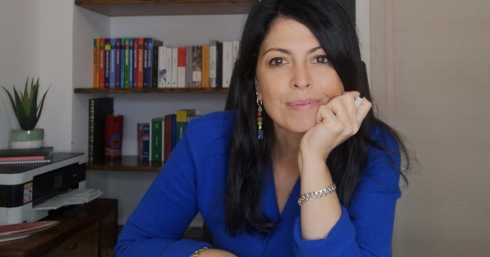 Dopo la Ronzulli (Forza Italia), a prendersela con Emiliano per la scuola in Dad arriva la Floridia (5 Stelle): sottosegretaria all'istruzione del Governo che lo consente