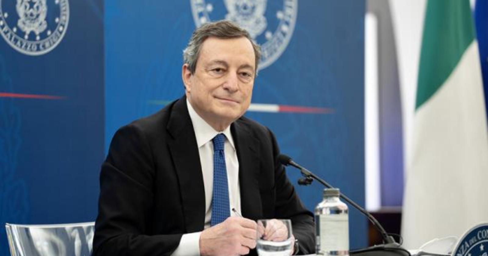 Impugnare l'ordinanza di Emiliano sulla scuola in Puglia? Draghi: «Nessuna decisione, ci stiamo pensando»