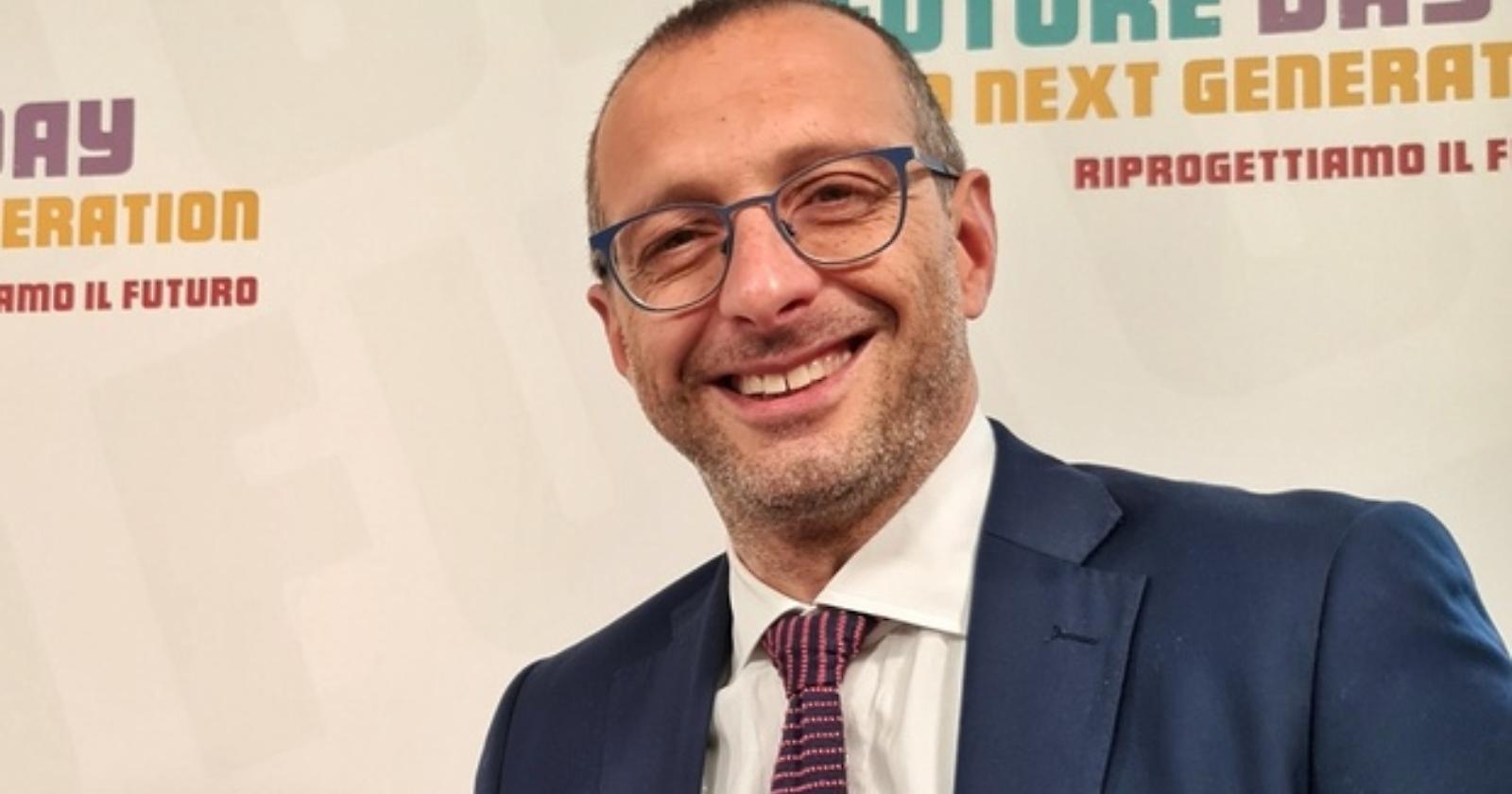 Isteria da Green pass, Ricci (Pd) lo propone per gli alunni delle scuole a cominciare dalle elementari 