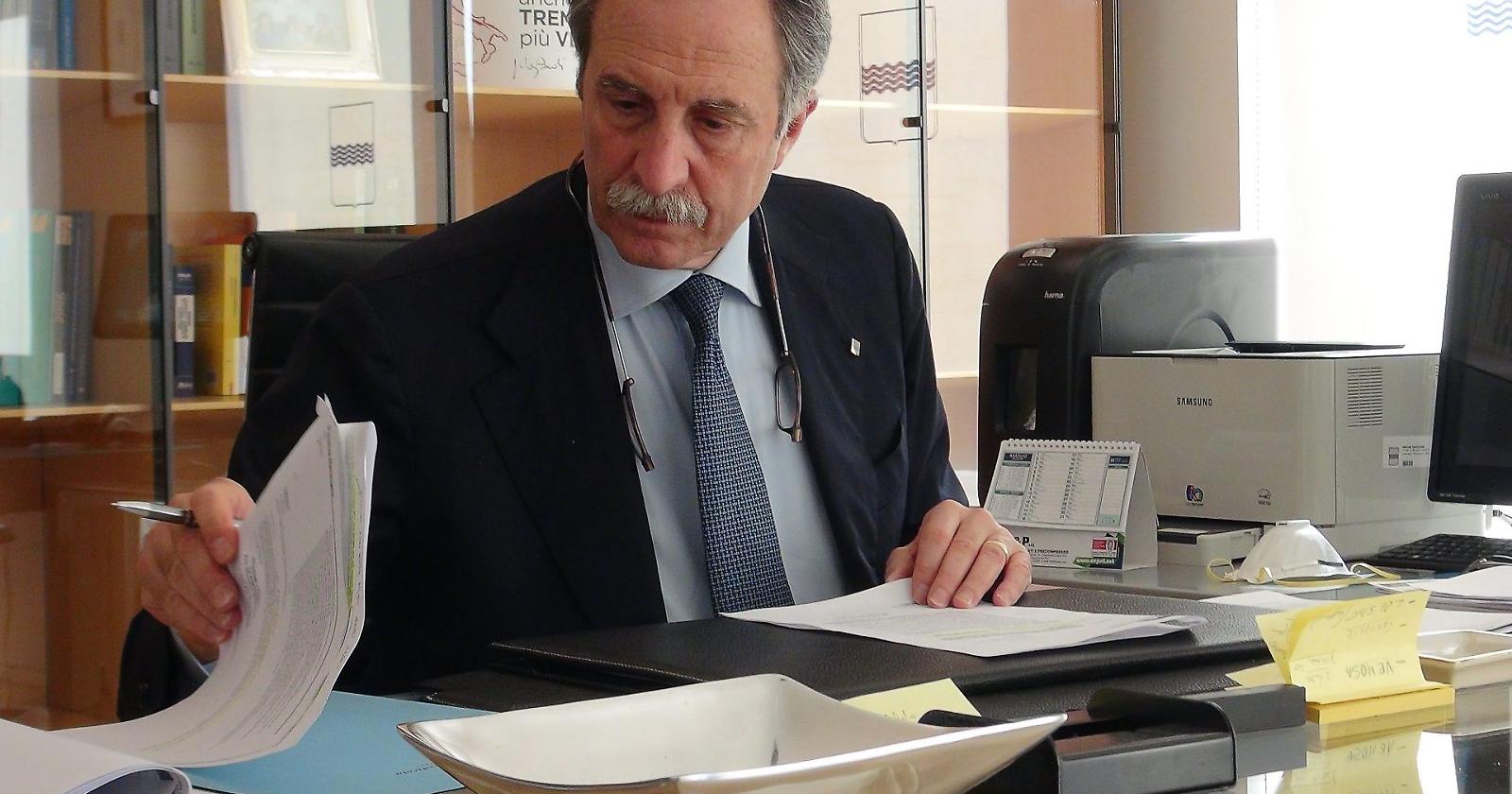 Bardi ha una passione per i fallimenti, ora vuole ripetere il flop del "vaccine party" dell' "AstraNight" a Matera