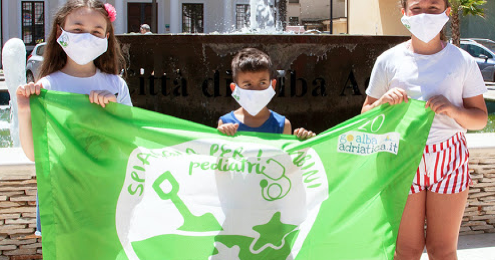 Rodi Garganico e Vieste spiagge a misura di bambini: sono tra le 13 bandiere verdi della Puglia terza in Italia