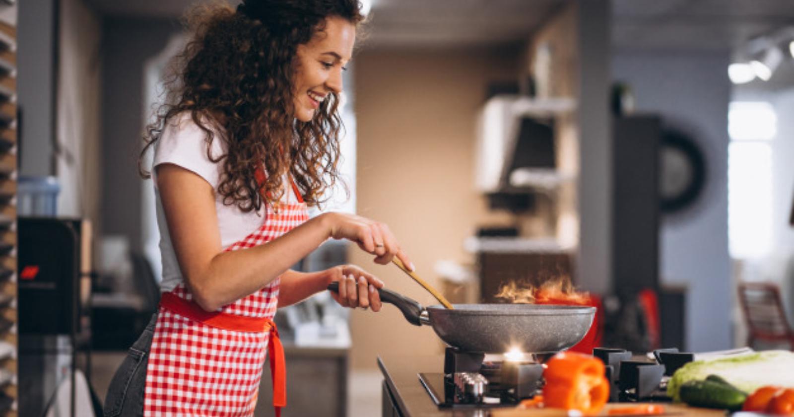 Quel colpo di fiamma che in cucina fa bene alla salute