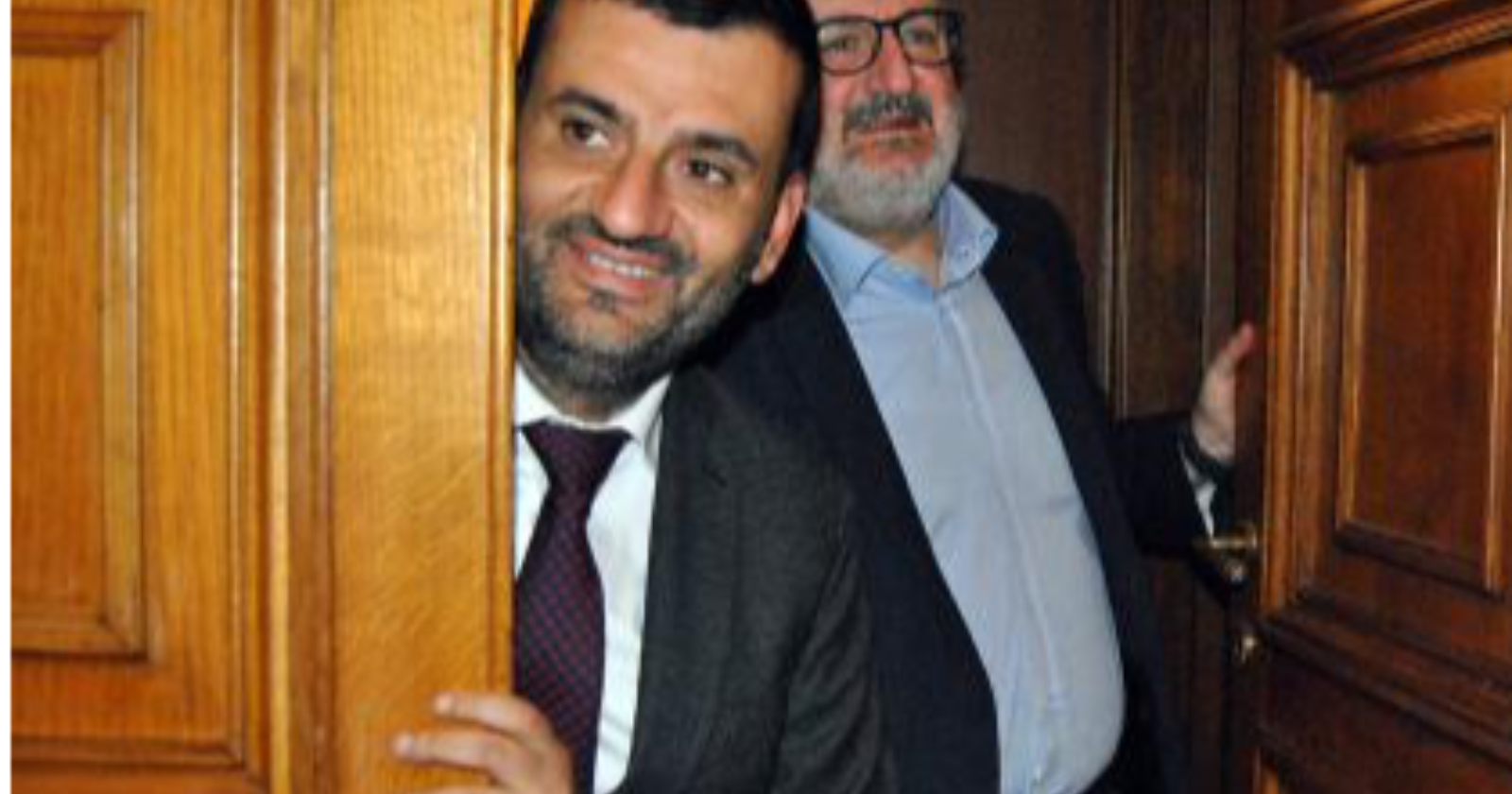 Emiliano perde smalto, Decaro si conferma il miglior sindaco d'Italia