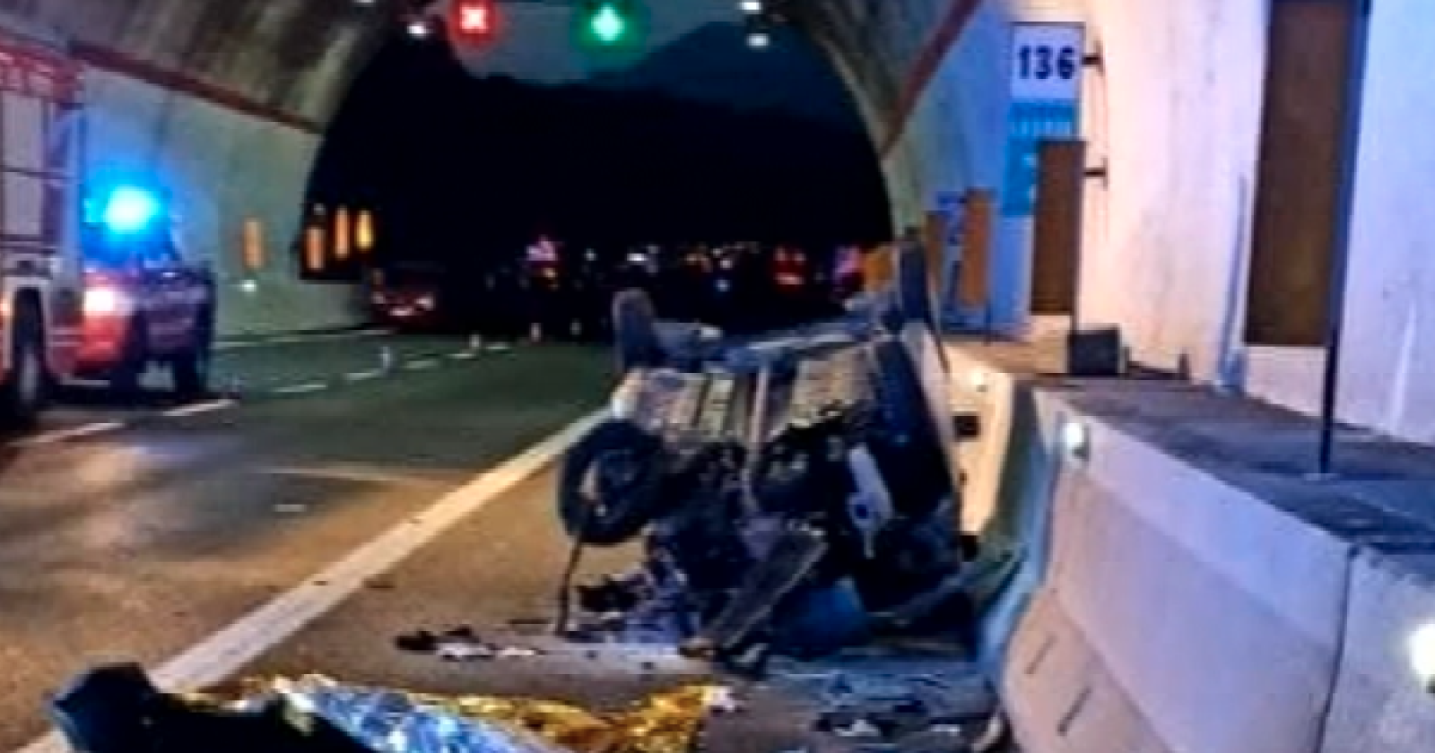 Nemoli, incidente stradale sulla Salerno-Reggio Calabria: due morti, illesi due bambini 