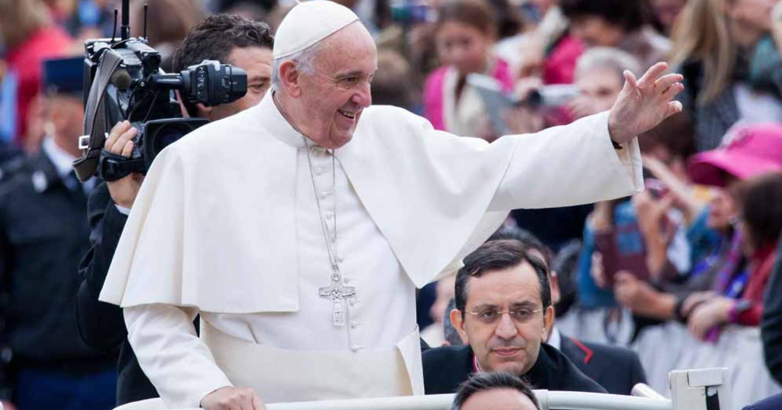 Papa Francesco: gli esami escludono forme tumorali 