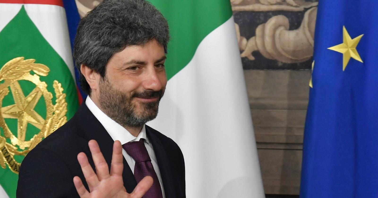 Fico: «Contrario al Green Pass obbligatorio per accedere a Montecitorio». Il cortocircuito è servito
