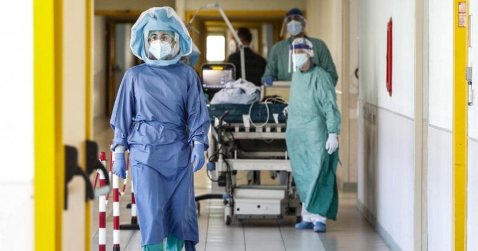 In Puglia sale tasso contagi e numero di ricoveri Covid, Lopalco: "Non c'è da preoccuparsi"