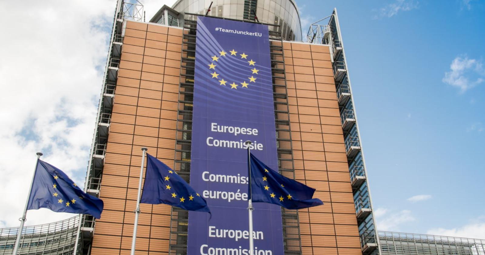 Bonifico della Commissione europea all'Italia dei primi 24,9 miliardi del Recovery