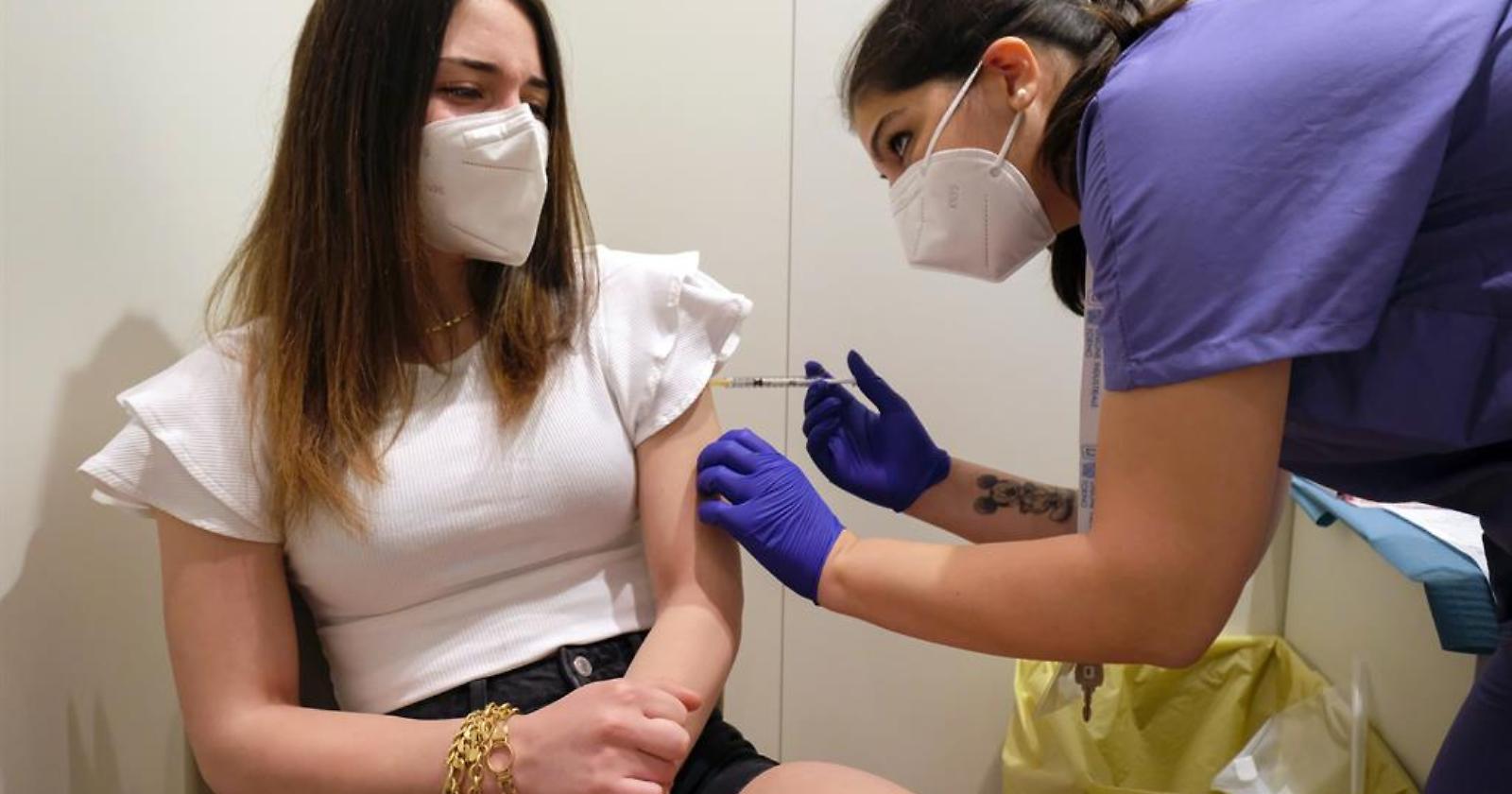 In Puglia via al vaccino senza prenotazione per i 12-19enni, Lopalco: «La nostra attenzione ora è rivolta soprattutto ai giovani»