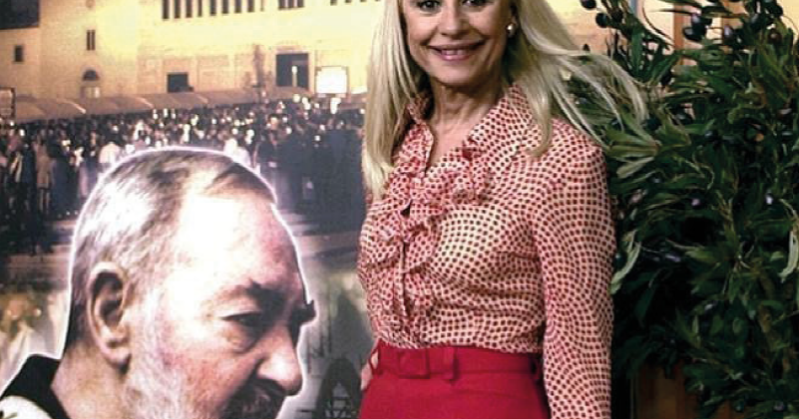 Raffaella Carrà torna a San Giovanni Rotondo da Padre Pio