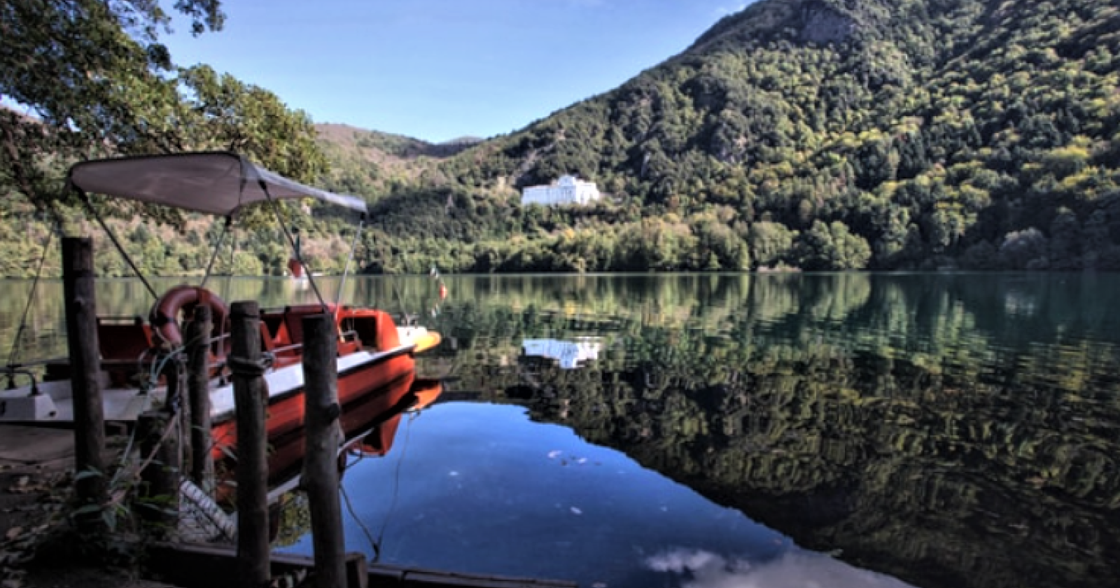 Dalle modalità di accesso alle difficoltà degli operatori: arriva l'interrogazione dei consiglieri pentastellati sui Laghi di Monticchio 