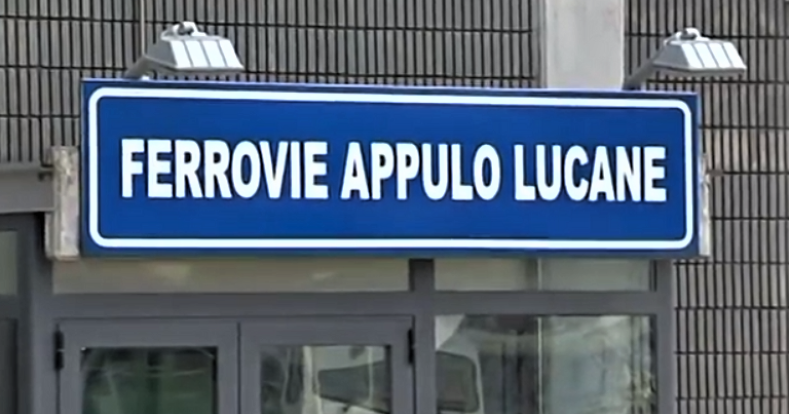 Ennesimo furto di cavi sulla linea Bari-Matera. Il sesto in meno di un mese. L'appello delle Fal: «Rafforzare i controlli e individuare i responsabili»