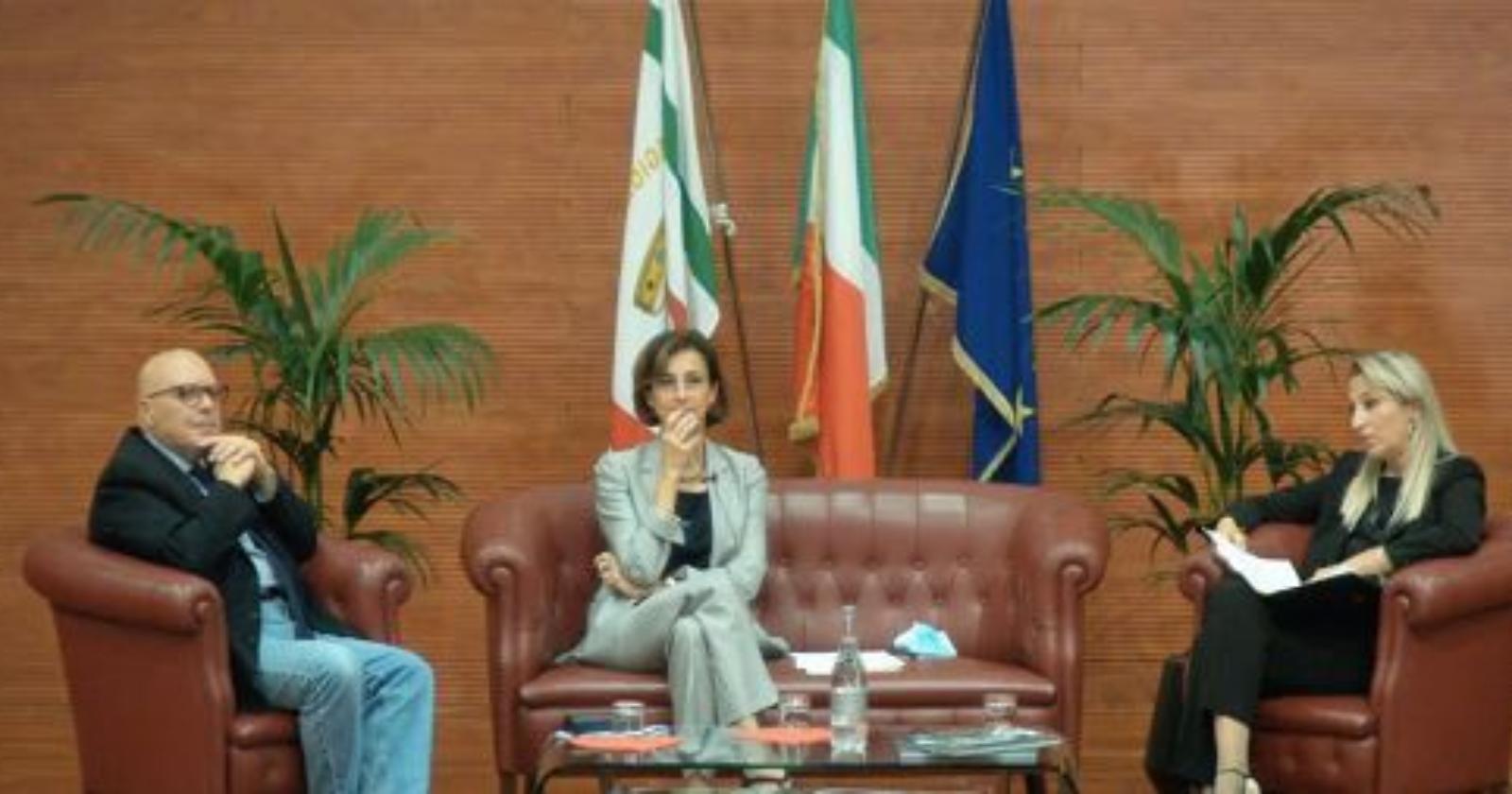 La Cartabia a Foggia per dire che lo Stato c'è e per annunciare il rinforzo di 67 unità in Tribunale
