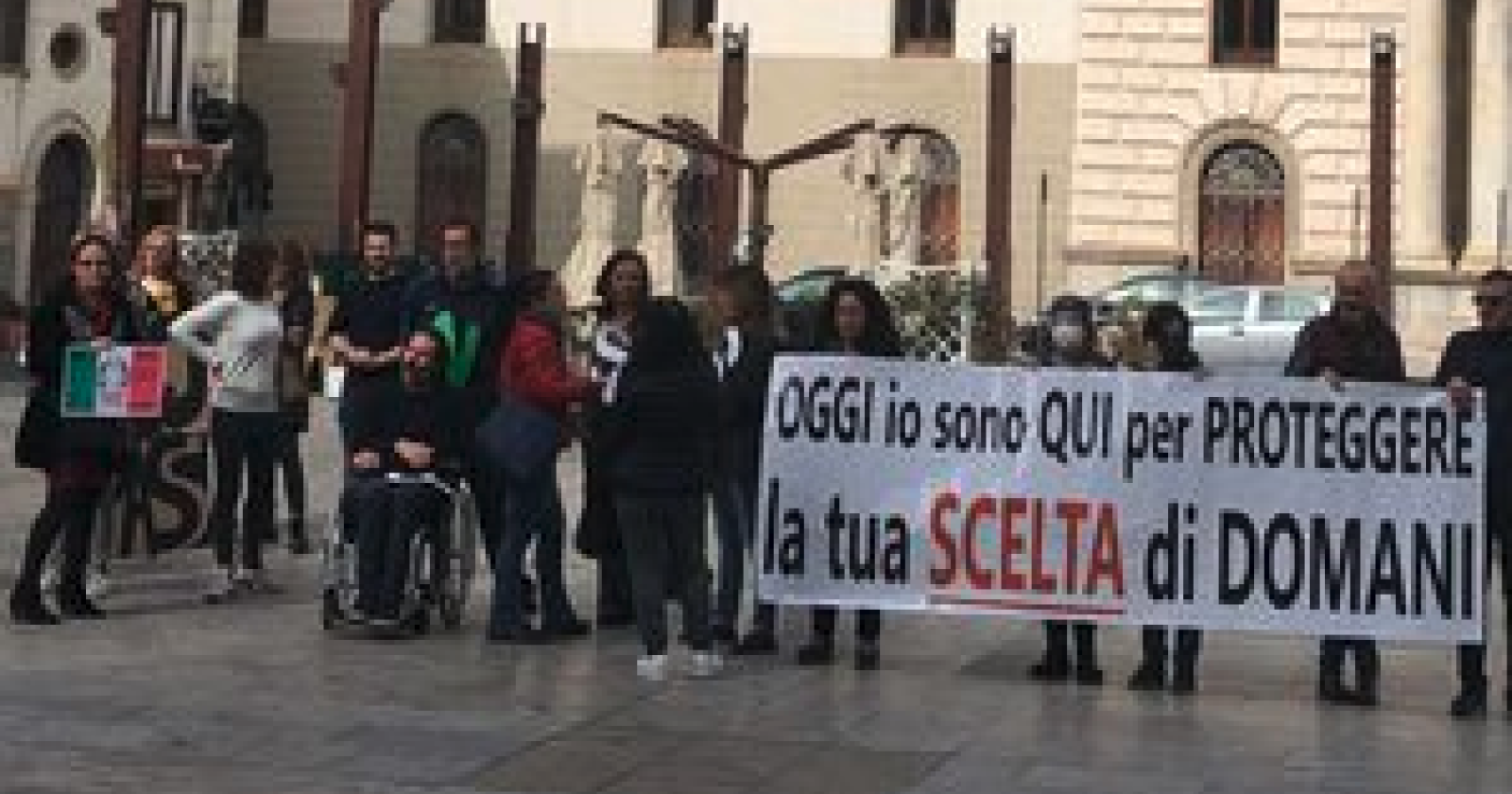 Presidio No Green Pass a Potenza: «Oggi sono qui per proteggere la tua scelta di domani»