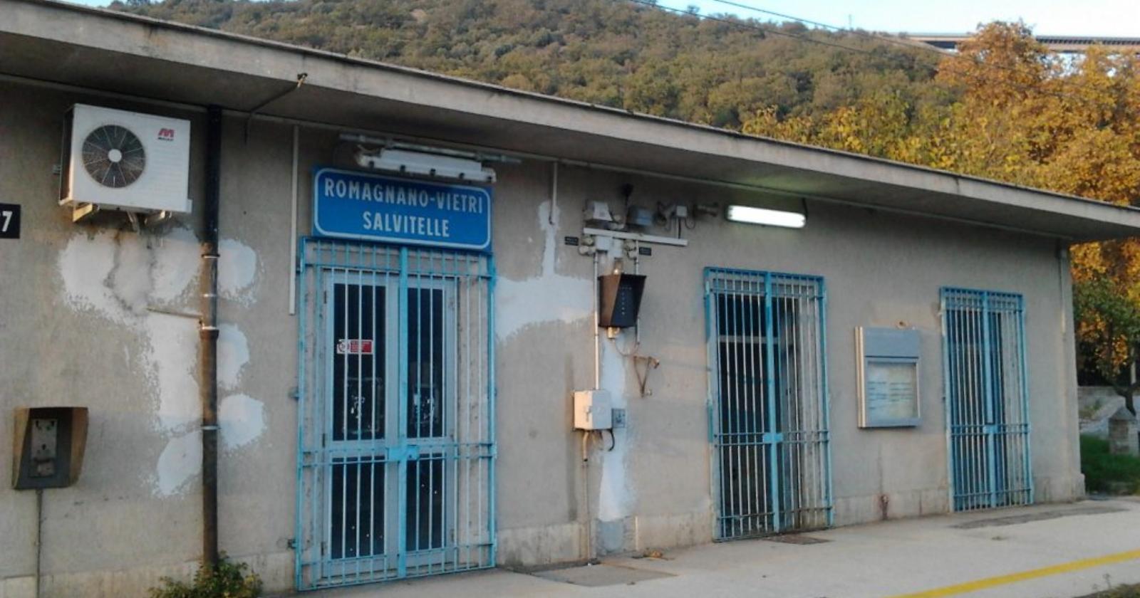 Dopo sei anni torna in funzione il servizio per pendolari: dal 12 dicembre alla stazione di Vietri fermeranno due treni direzione Salerno e Potenza 