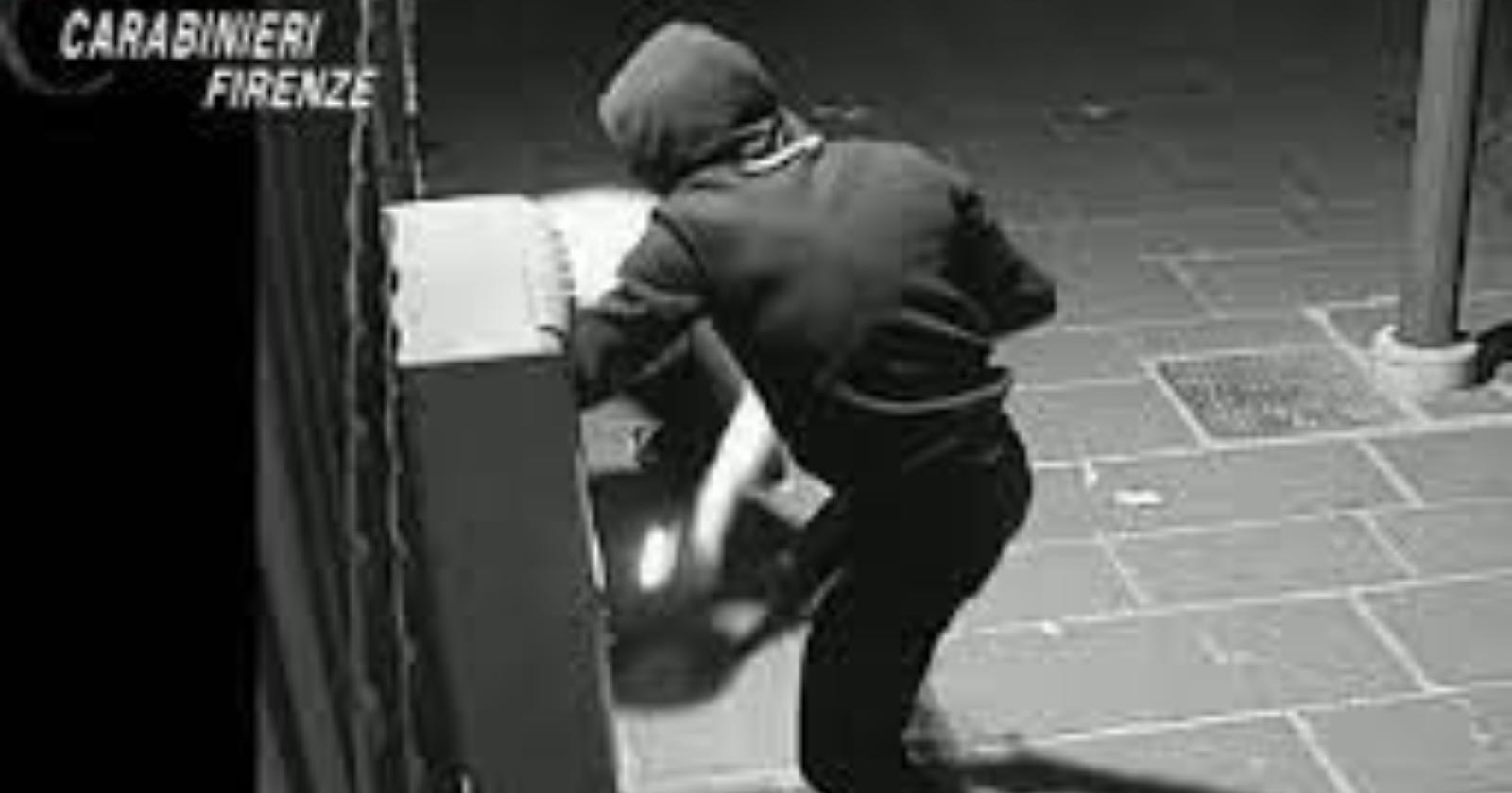 Arrestati a Firenze i trasfertisti della "marmotta" che assaltavano i bancomat con esplosivi: zio e nipote di Orta Nova, complice di Stornara