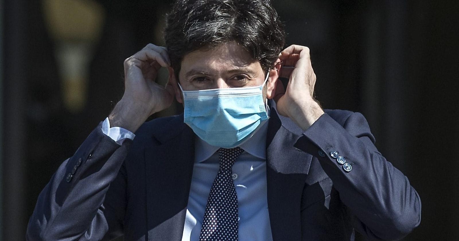 E ora tocca ai bambini, Roberto Speranza lancia il monito dalla sua Potenza: «Fidatevi dei pediatri»