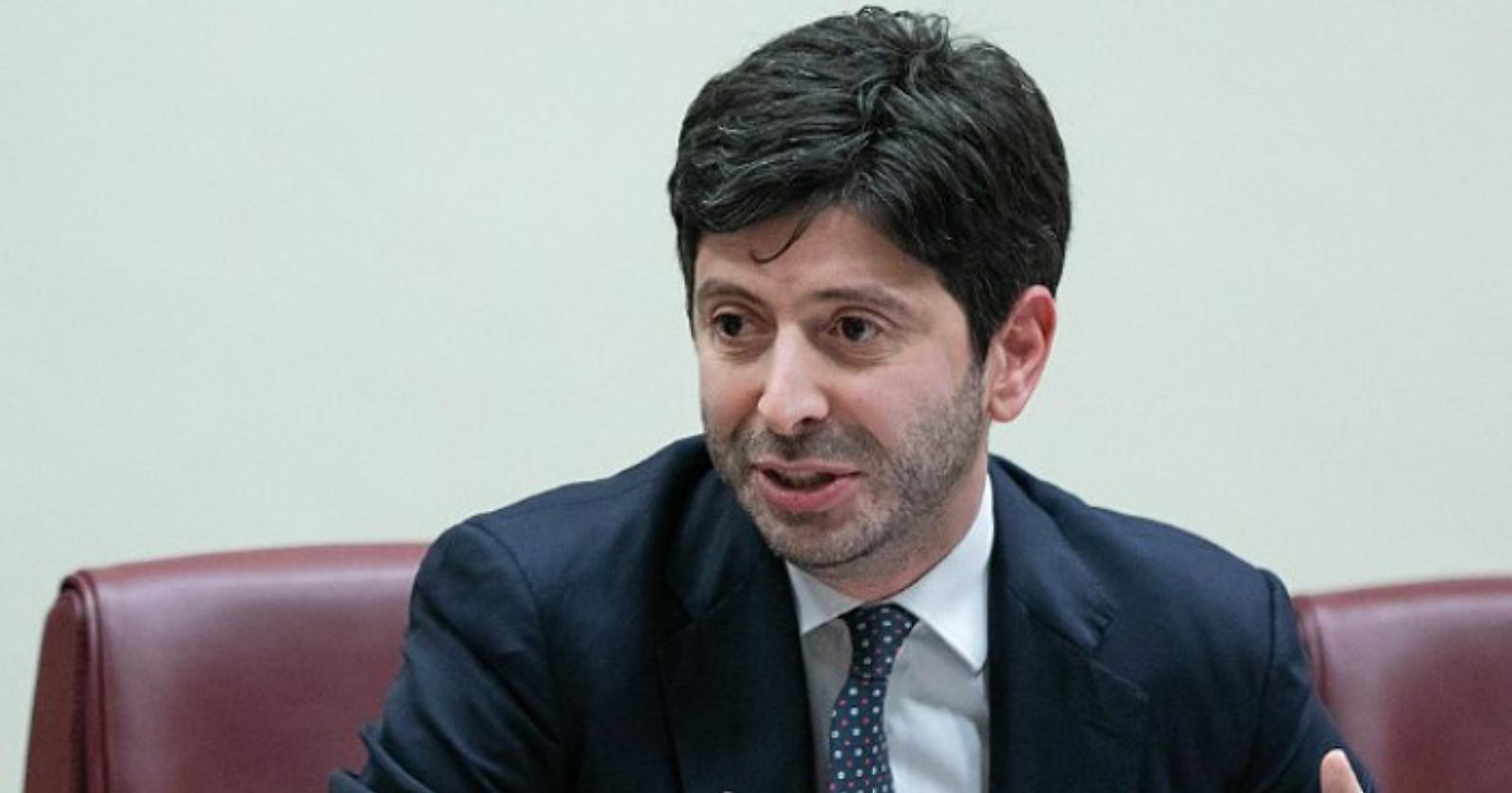 Per Speranza «L'emergenza è anche opportunità per il Ssn», ma nella Manovra manca la copertura per i ristori al 118