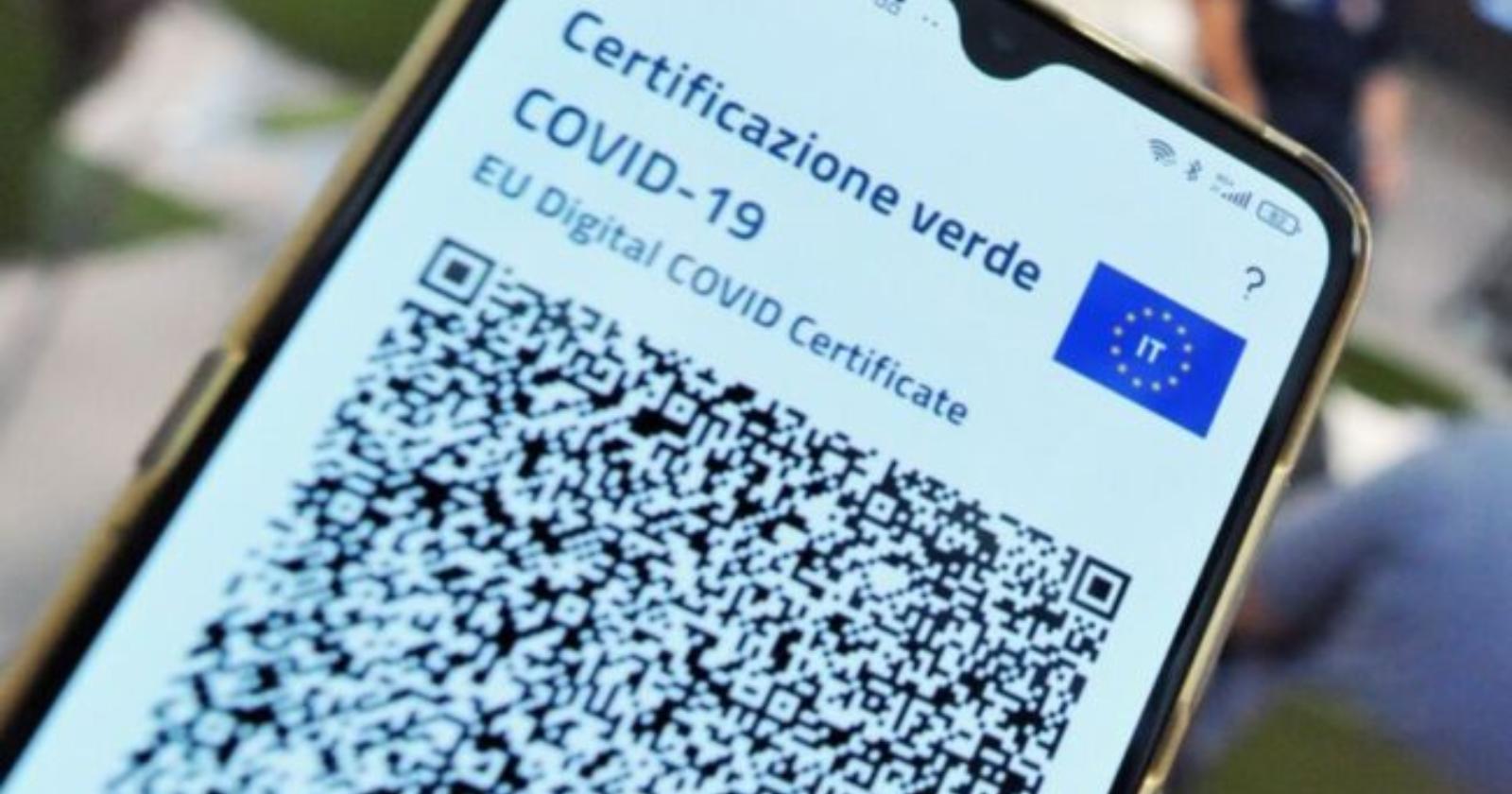 Nella calza della befana tutto il personale universitario ha trovato l'obbligo vaccinale