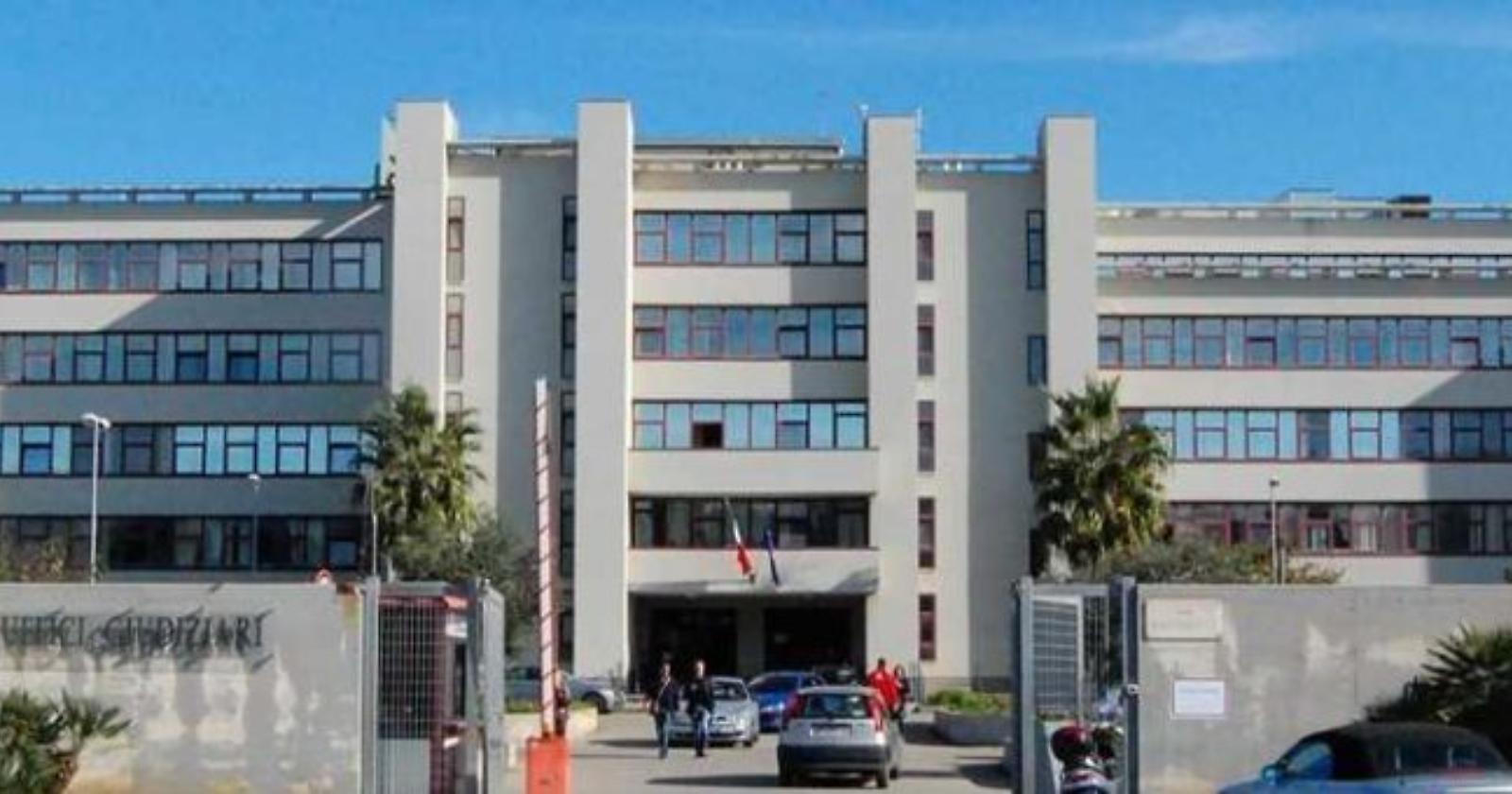 Le motivazioni dei giudici del Riesame della negazione dell'arresto di Landella: irrilevante la deduzione sul clima omertoso, nessun pericolo per le prove