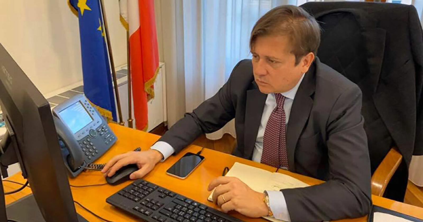 Al ministero della Salute l'ottimismo ha il volto di Sileri: «Credo che molto presto le regole verranno alleggerite»