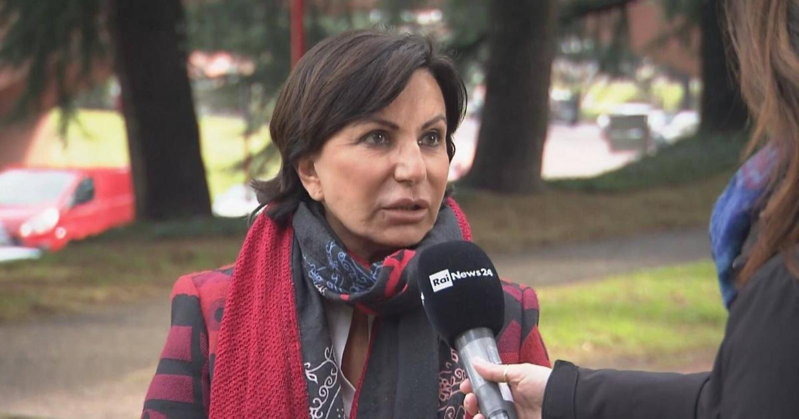 Isteria da bollettino, Gismondo: «Non ha senso contare i contagi, controlliamo i veri decessi. Si muore positivi per altre patologie»