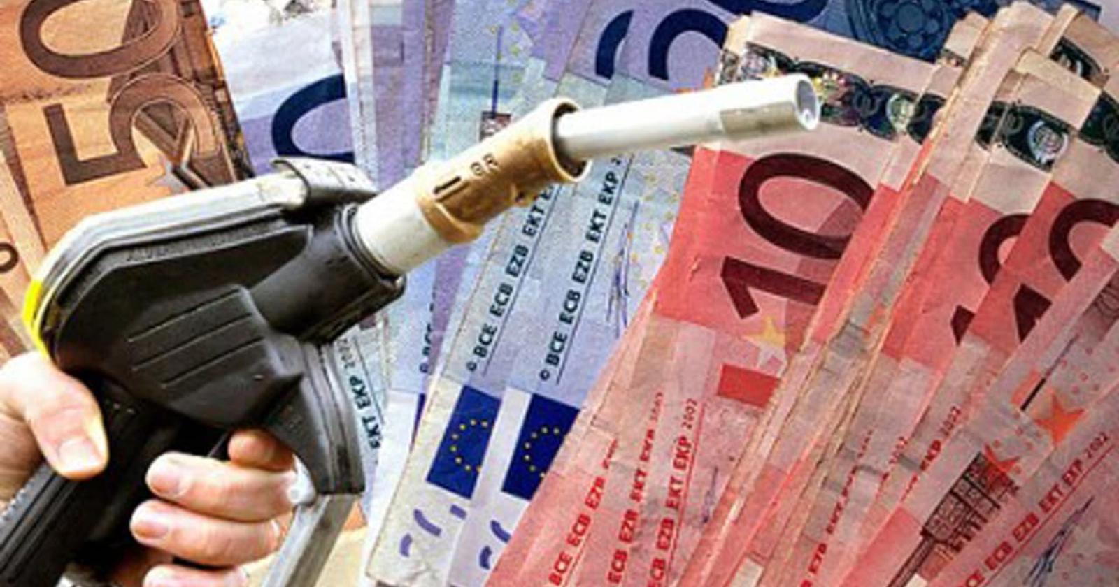 Faremo la fine della Grecia? In Italia i prezzi della benzina non sono mai stati così alti dal 2012