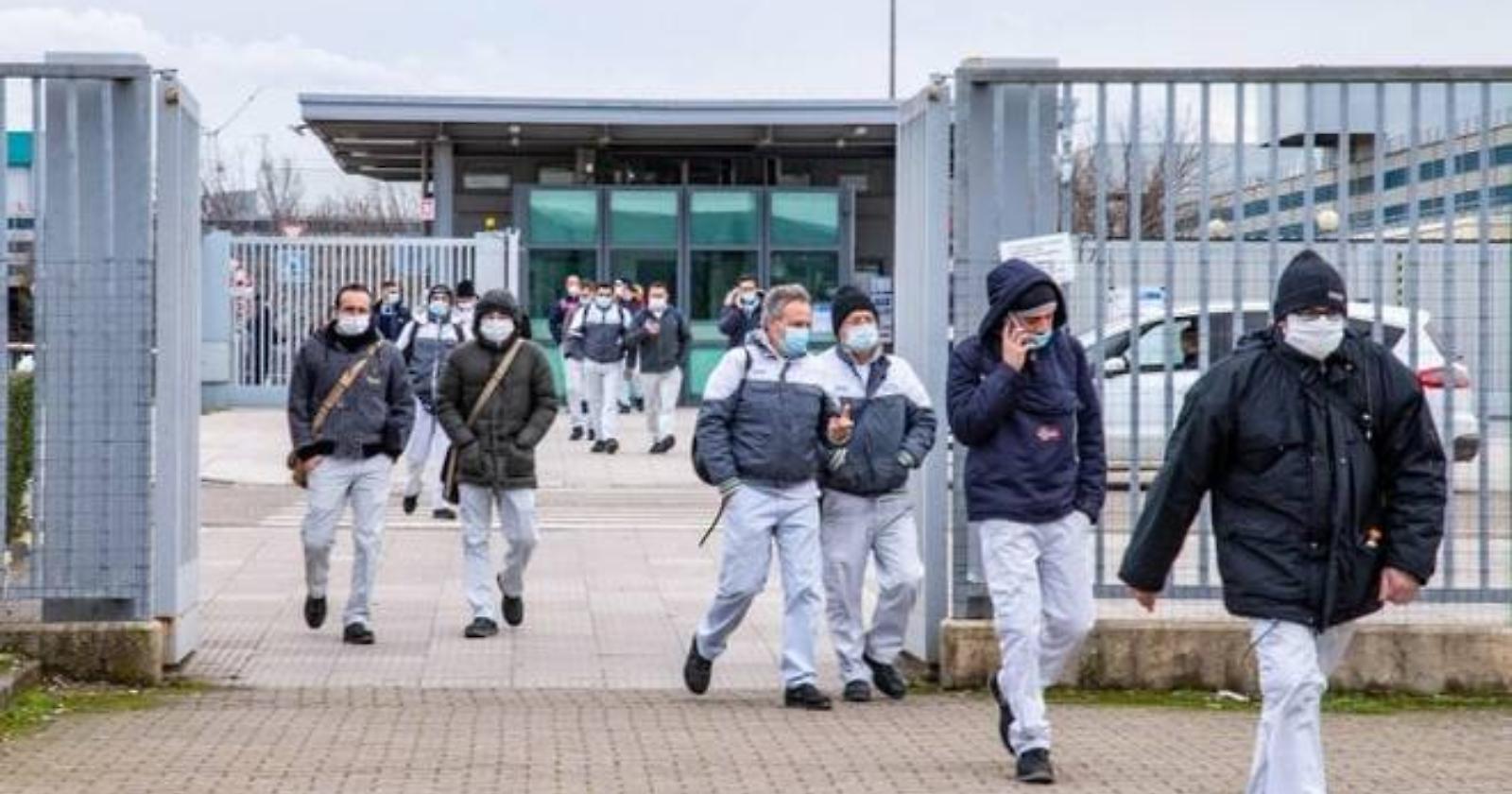 La crisi in Ucraina e la protesta dei camionisti bloccano lo stabilimento Stellantis di Melfi: altre 2 settimane di Cig