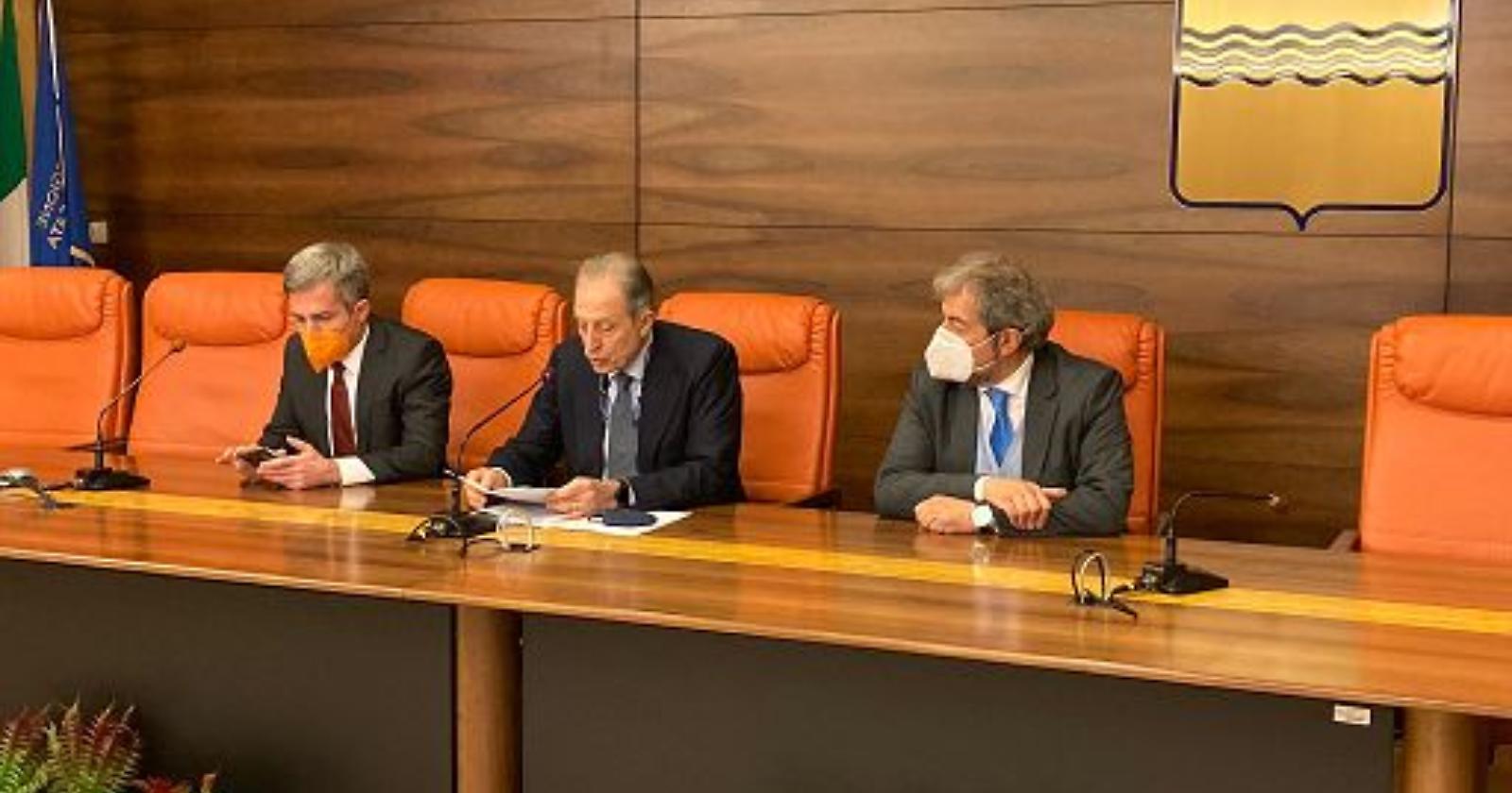 Centrodestra in tilt in Basilicata, il governatore Bardi azzera la giunta ritirando le deleghe agli assessori