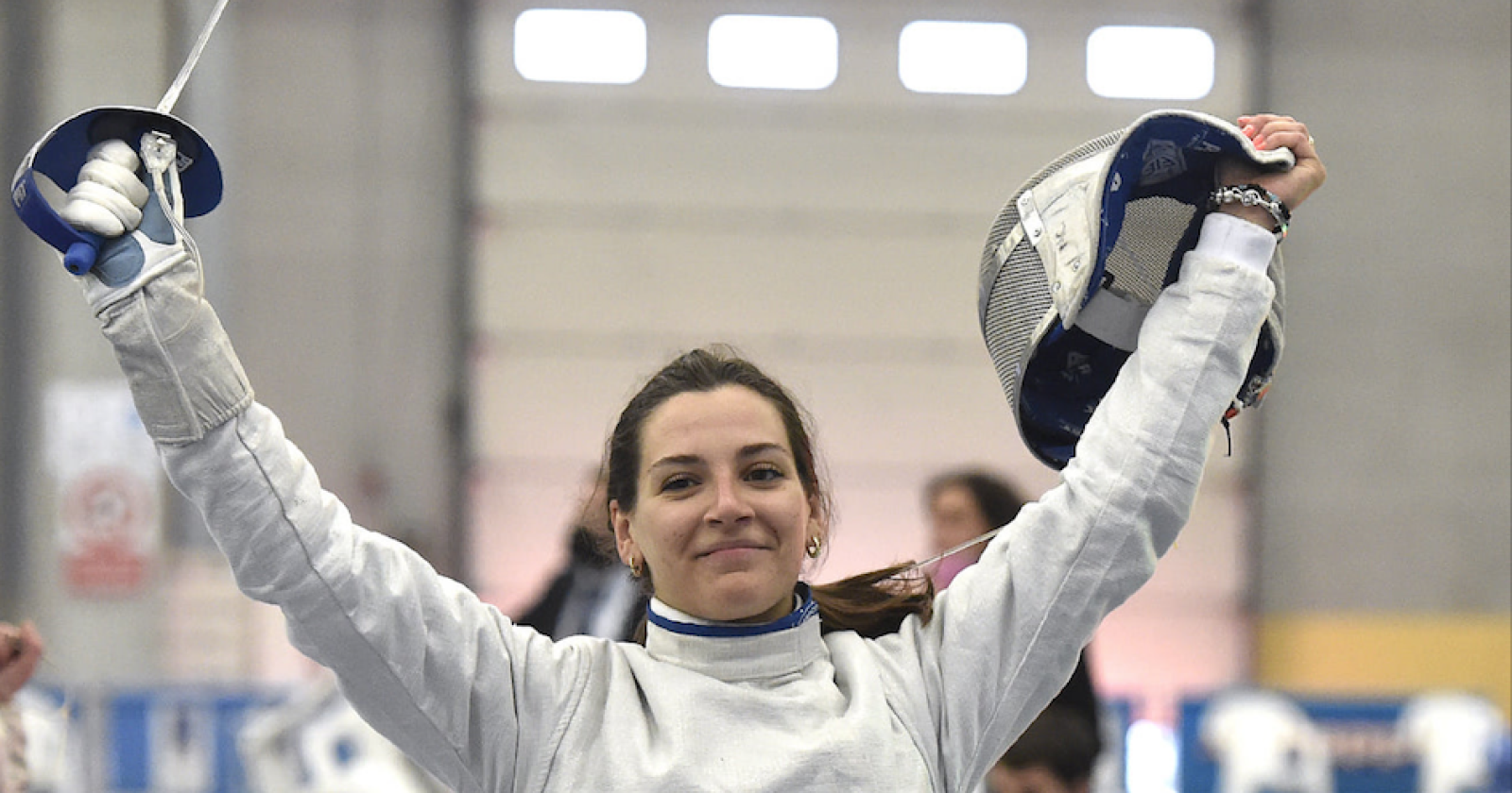 Atene laurea Michela Battiston, la spadaccina volante dell'Aeronautica che si allena a Foggia