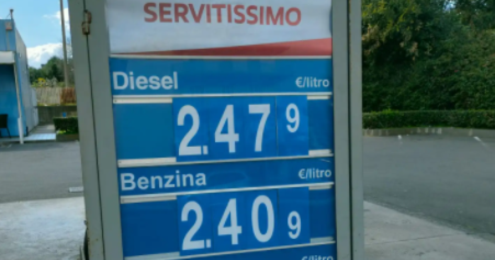 Cifre record: il gasolio con l'accisa più bassa supera il prezzo della benzina