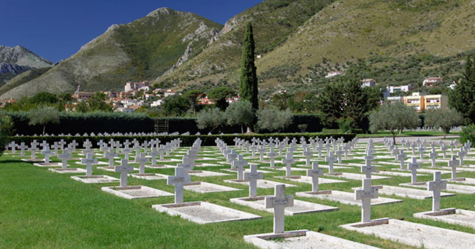 Oggi, 15 marzo 1944, la città molisana di Venafro viene bombardata dagli alleati anglo americani che uccisero anche 73 civili tra donne, anziani e bambini