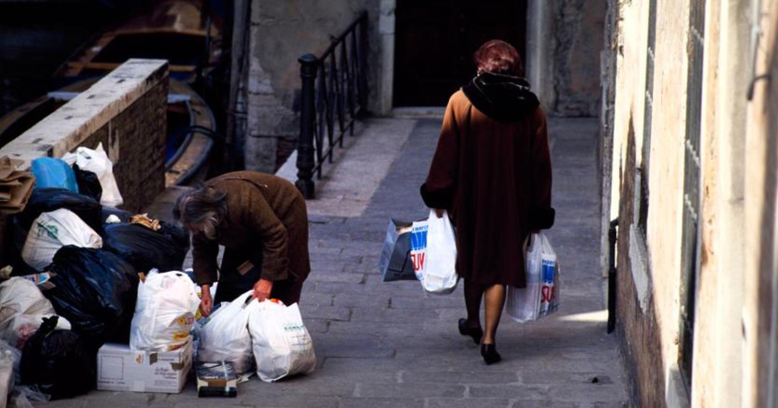 Allarme di Cgia: «Cresce il debito di famiglie e Partite iva, c'è il rischio usura»